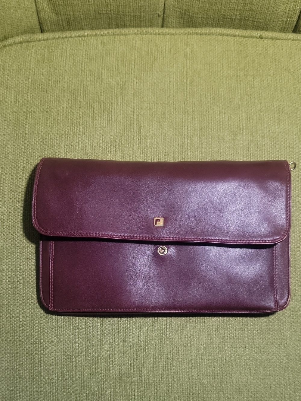 Peruzzi Classic Burgundy Leather Clutch/Crossbody Bag